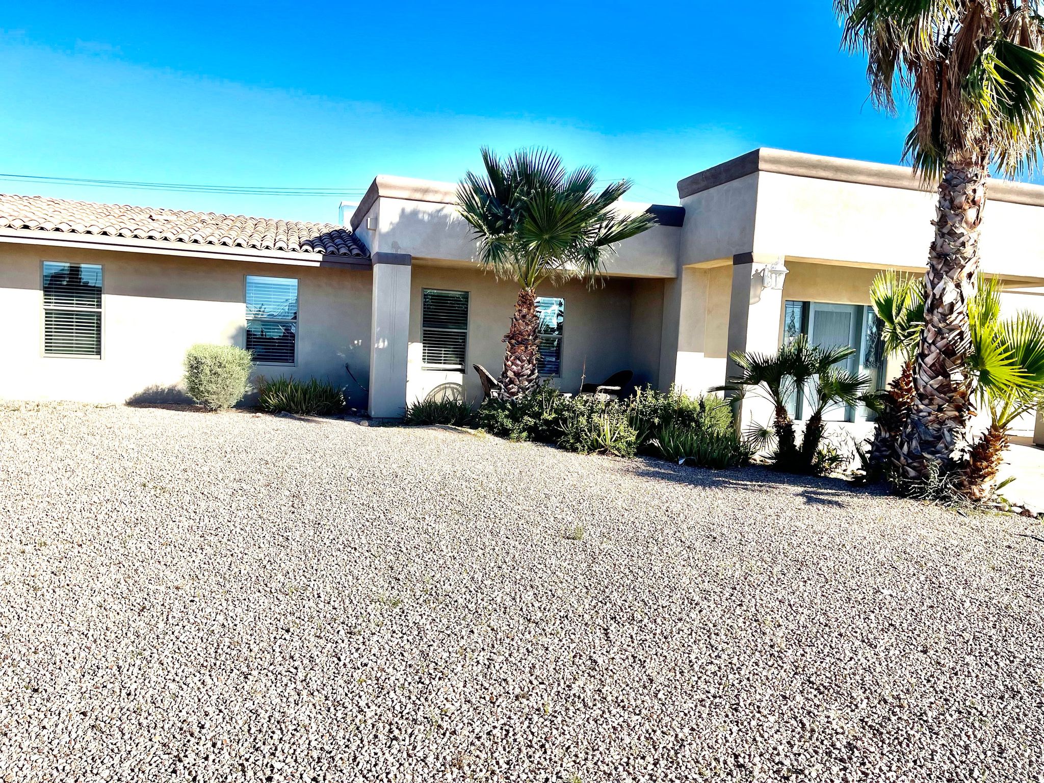 House of Butterfly Assisted Living LLC Logo